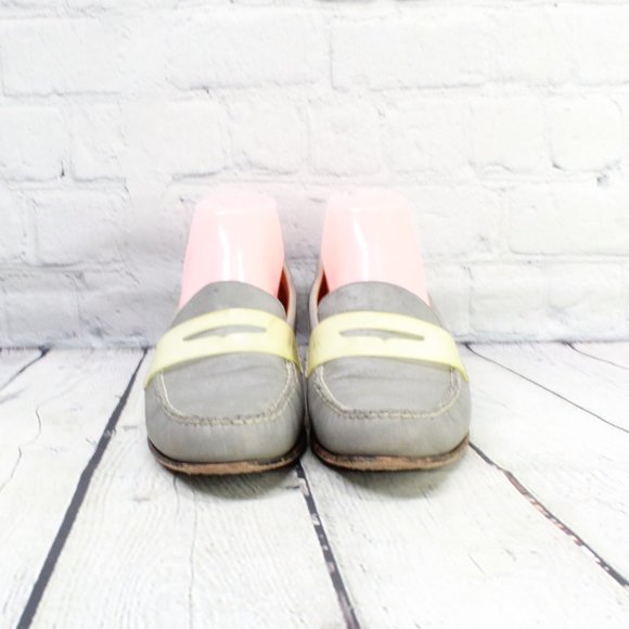 Cole Haan Monroe Gray Sheen Reflective Leather Penny Loafers Size 7.5 B - Picture 4 of 9